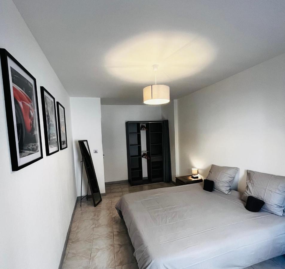 Appartement T2 Dans Le Centre Ville De Carcasona Exterior foto