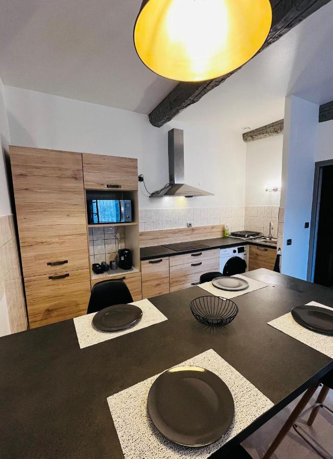 Appartement T2 Dans Le Centre Ville De Carcasona Exterior foto