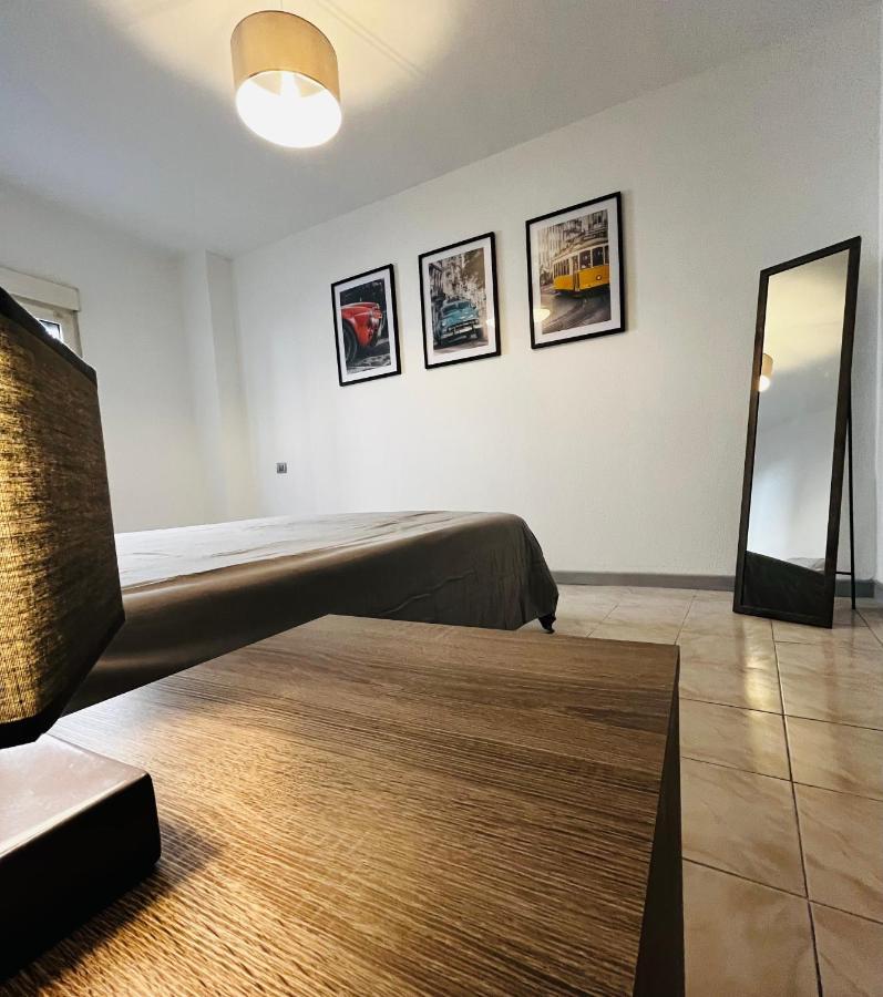 Appartement T2 Dans Le Centre Ville De Carcasona Exterior foto